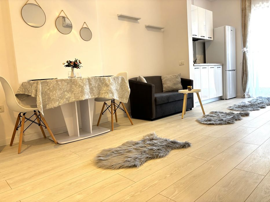 Studio de inchiriat in 81 Residence (Biruintei 81), Piscina si parc in complex, 10 minute de Metrou Berceni,disponibil loc de parcare subteran si boxa