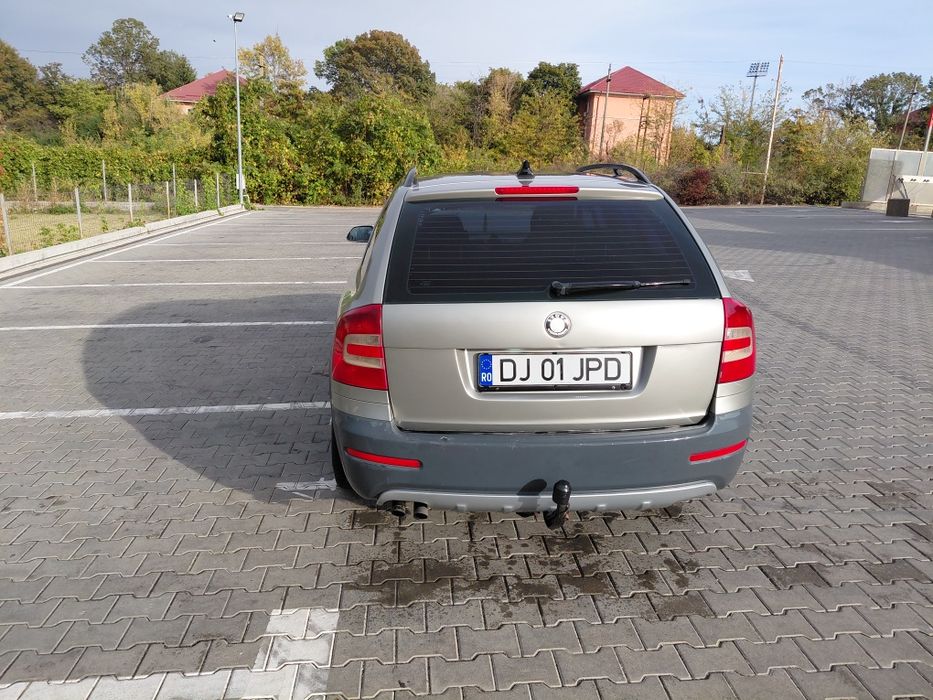 Skoda octavia scout 2.0