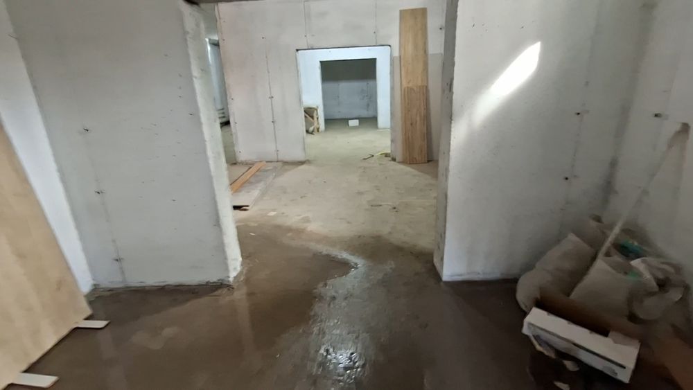 Срочно продам помещение 135м2 ЖК Баку Ризедент