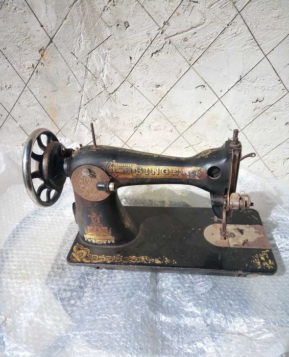 Vanzare masina de cusut THE SINGER MANFG.CO