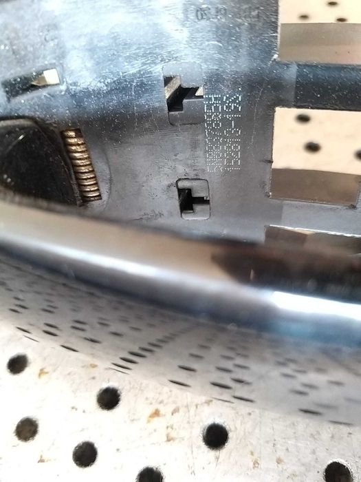 Maner usa stanga fata vw polo 6r 5n0837885h