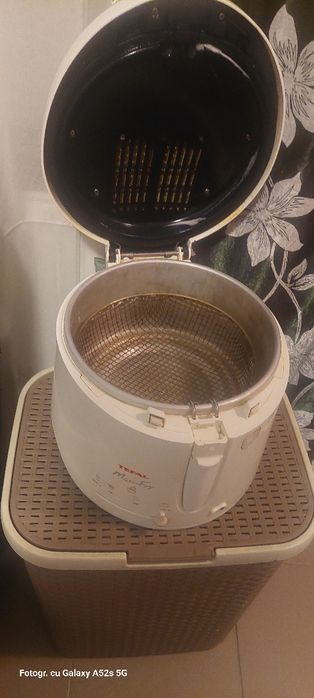 Prajîm cartofi ca pe  vremuri(friteusa buns stare