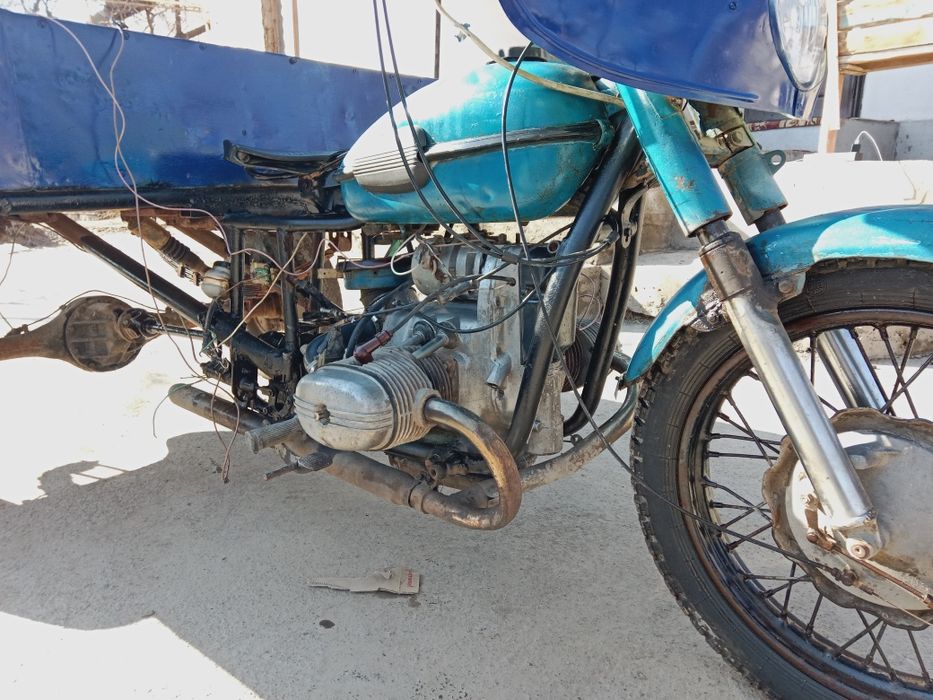 Мотоцикл Урал сатылат 150000