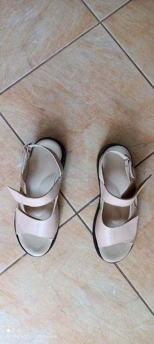 Дамски анатомични сандали ест.кожа , 39 номер