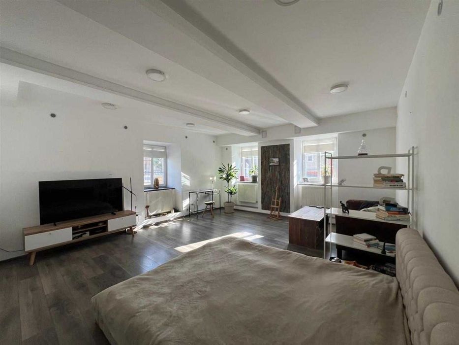 Garsoniera tip studio de inchiriat Schiller Residence Brasov