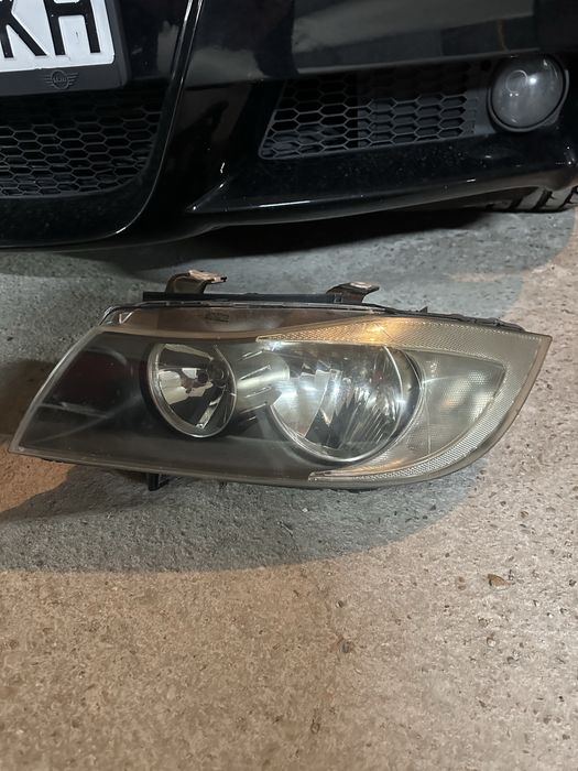 Фарове от БМВ Е90 седан