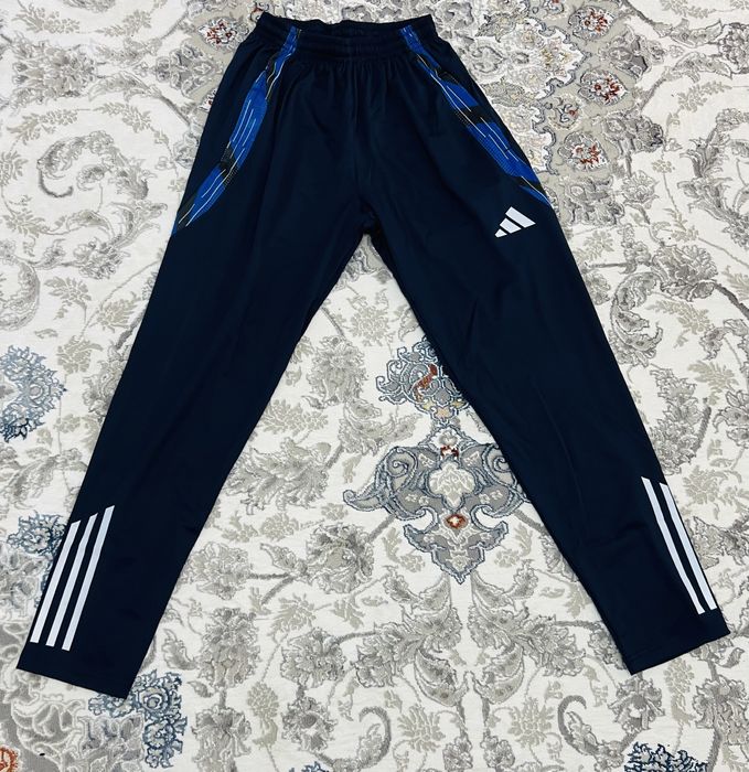 Adidas triko M, L razmer