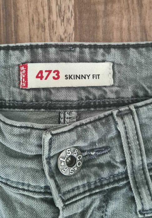 Blugi gri Levi's
