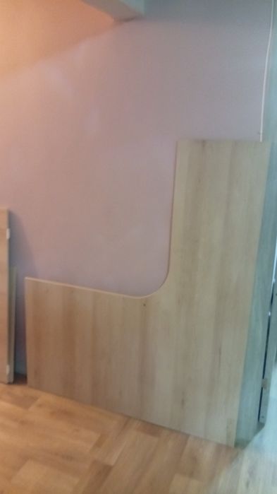 угловой стол с тумбой