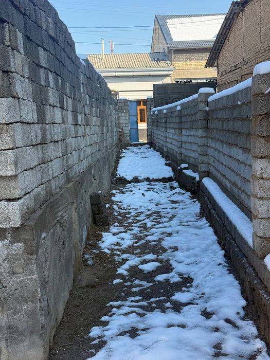 Toshkent.Srochna Yer sotiladi 1.7 sotix.