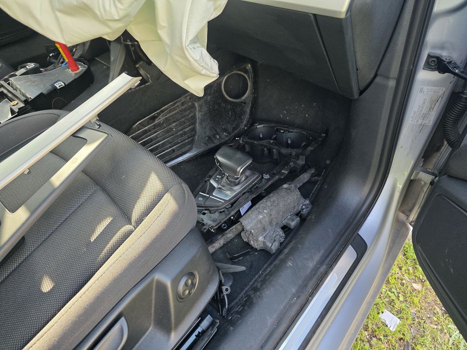 Audi A4 2.0 tdi 120KW  B9.5 Facelift 2020 kombi НА ЧАСТИ