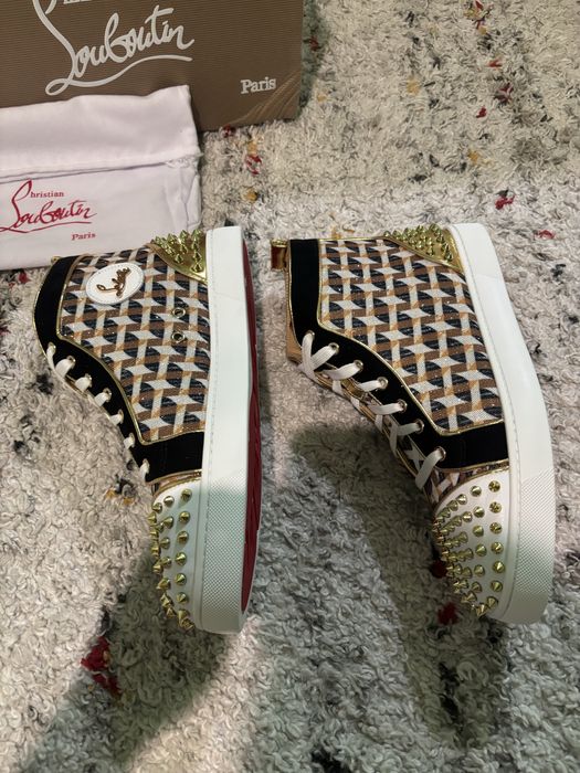 Christian Louboutin  marime 44