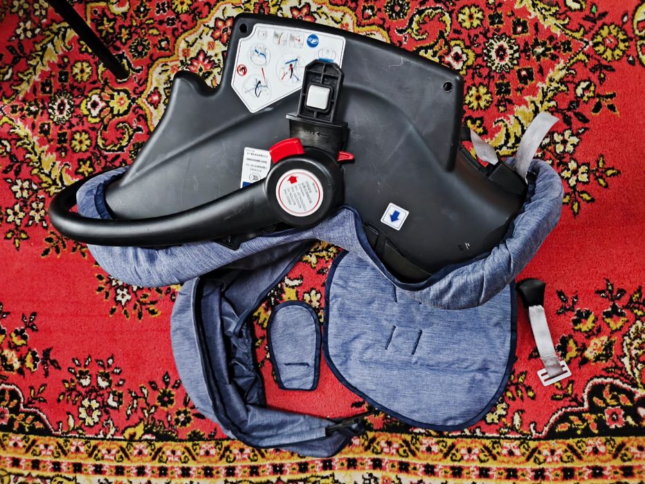 Продаём детское автокресло