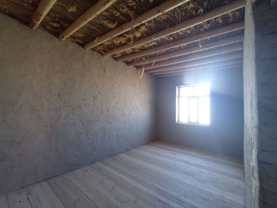 Ховли жой сотилади Мол бозорни кучасинда, , 2,4 сотих