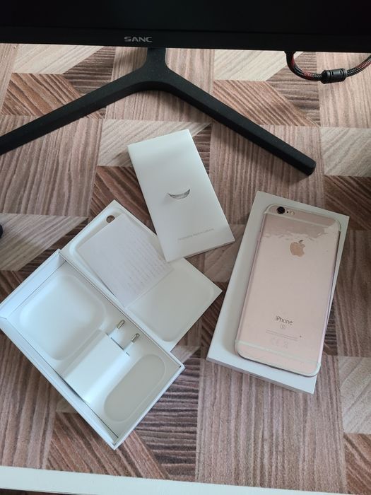 Iphone 6s 16 gb в идеальном состоянии.