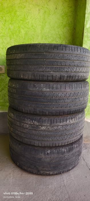 Шины. 255/45 R20.
