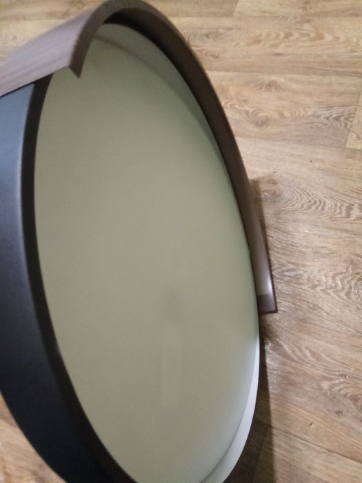 Продам люстру светильник
