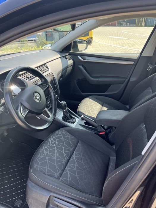 SKODA Octavia 2018 — imagine 3