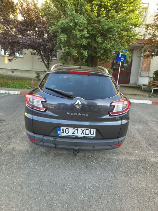 Vând megane 3 2011, 1.4 tce cu gpl, avariat