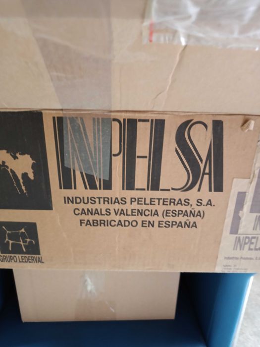 Платове, кожи, ципове, готови шаблони, аксесоари и др.