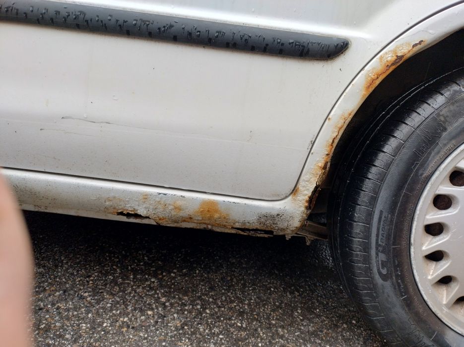 Mazda 323 F дизел