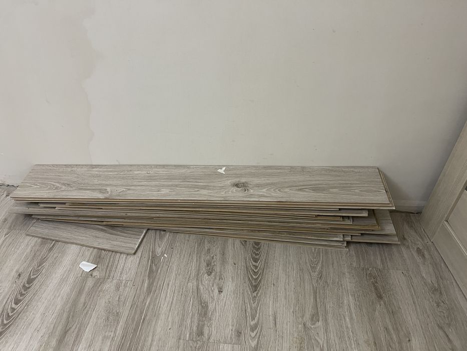 бесплатно отдадим ламинат