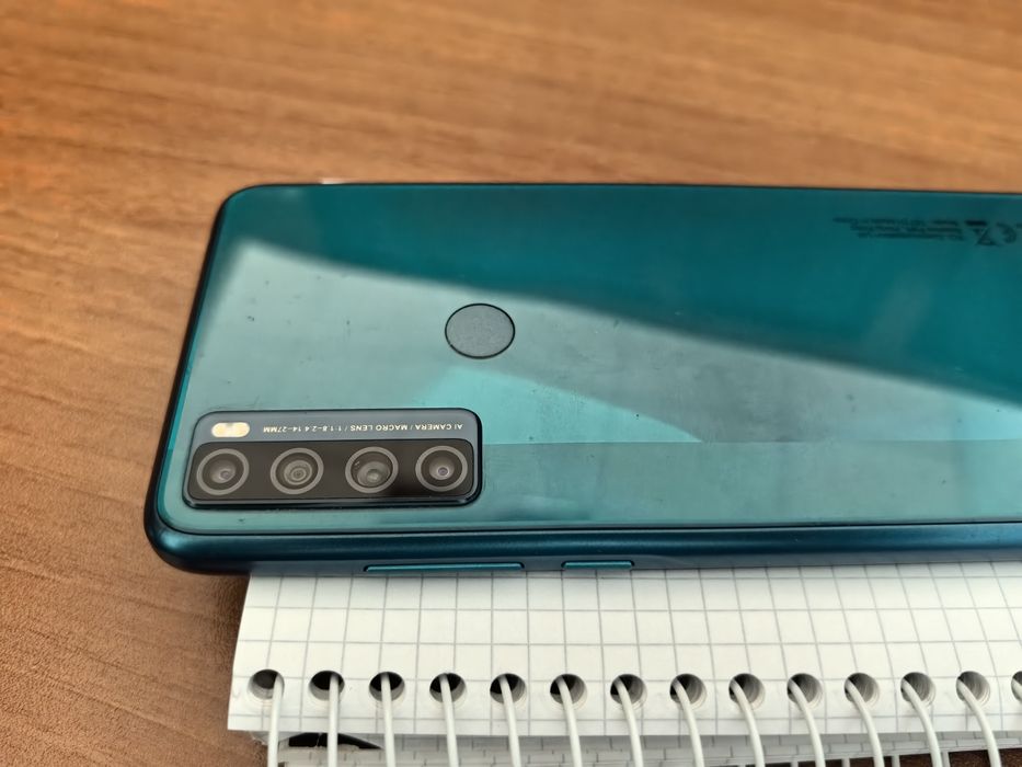 Продавам TCL 20 SE