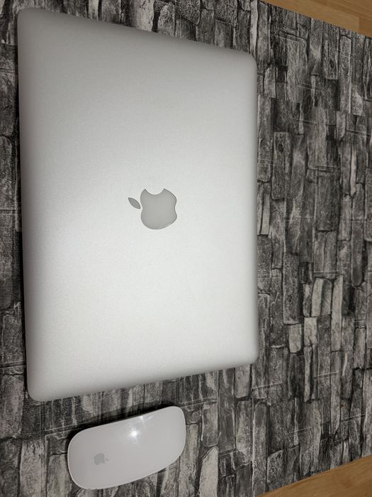 Macbook Air 13” 2017