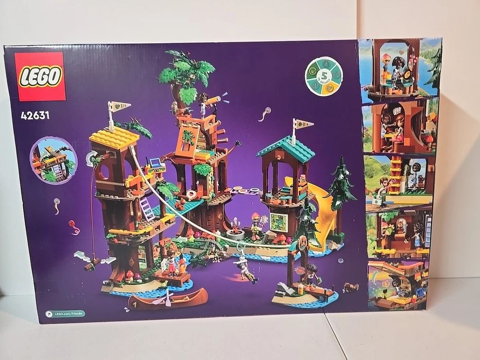 SIGILAT! LEGO Friends Casa din copac din tabara de aventuri 42631