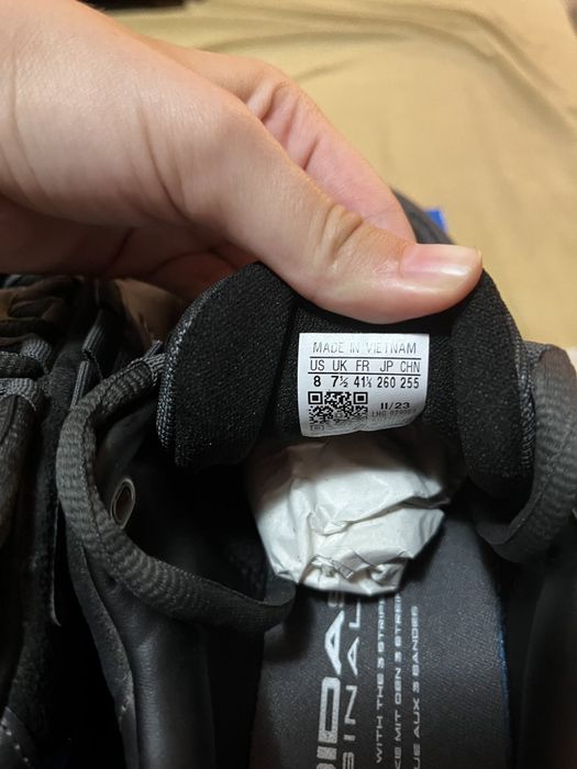 adidas обувки Adi 2000