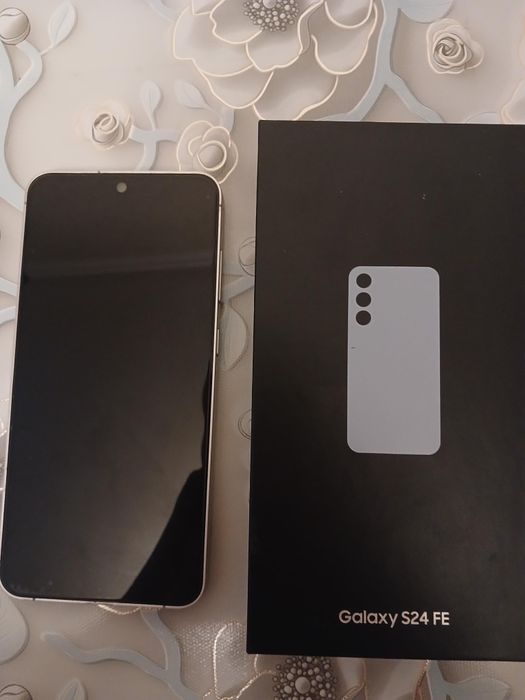 Продам телефон Samsung S24 FE 128GB