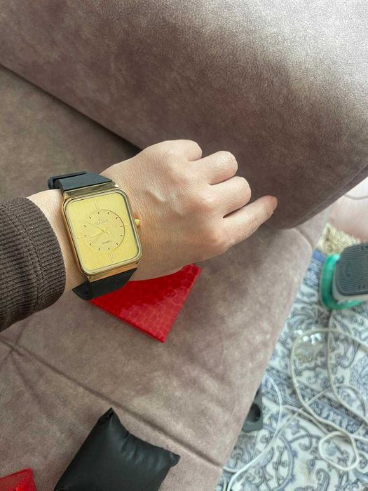 Женские наручные часы