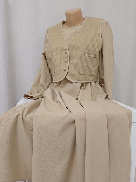 Платье+ жакет 6000тг размер М