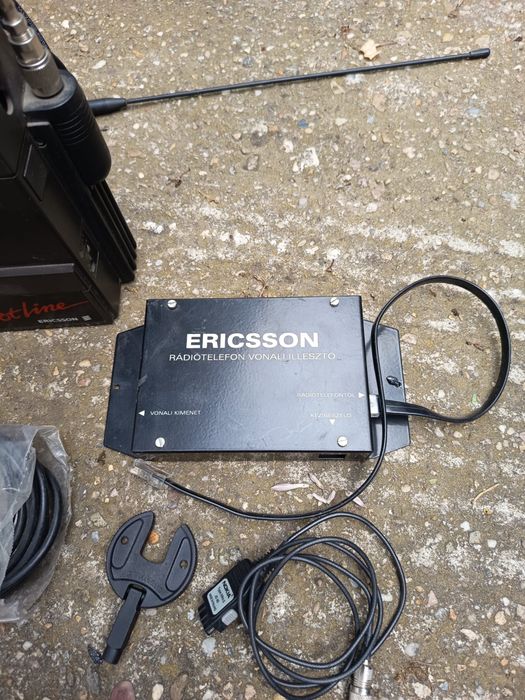 Telefon portabil ericson vechi
