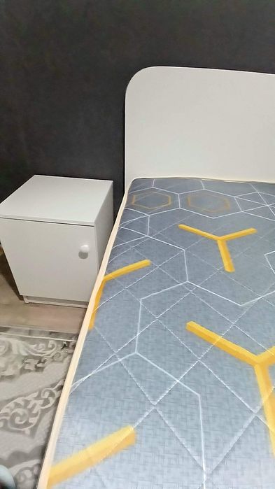 Спальный гарнитур новый, белый