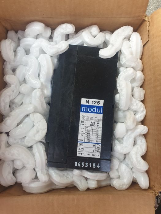Intrerupator termic N125 125A 660V pret 150 lei fix