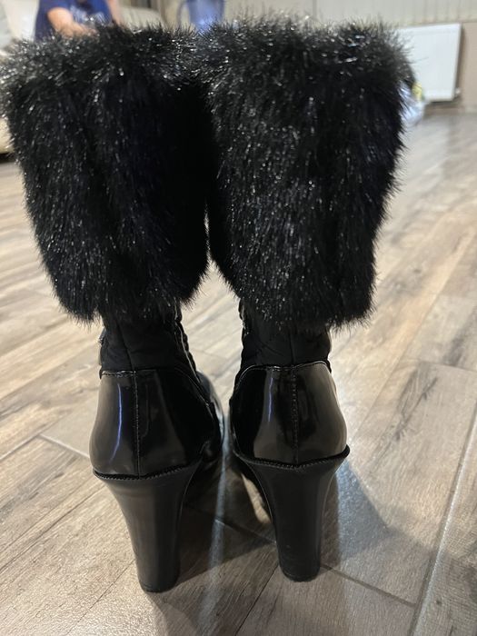 Зимни боти Guess