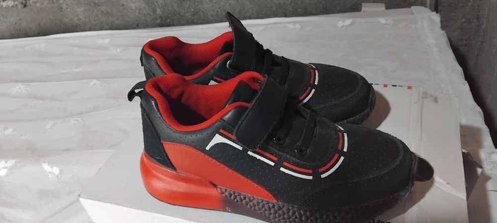 Детски обувки за момче