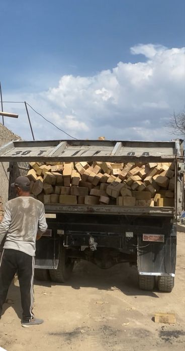 Pishgan gisht zavoddan