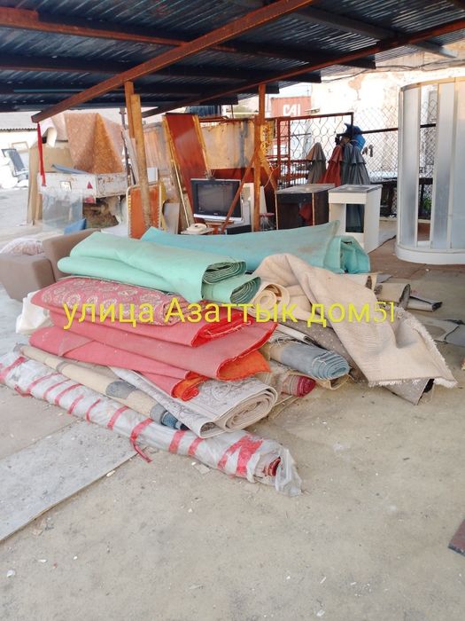 Улица Азаттык дом51  Продам ковролан , ковролин ,   ковёр
