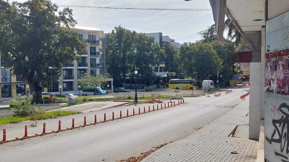 Продава се Магазин в к.к. Златни пясъци - 38 кв.м за 2764 €/кв.м - Снимка #2