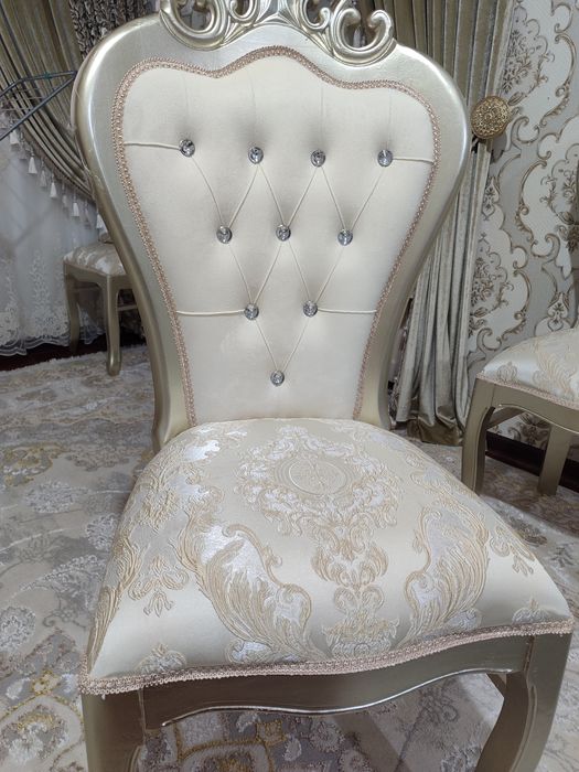 12 talik stul qaymoq rangli