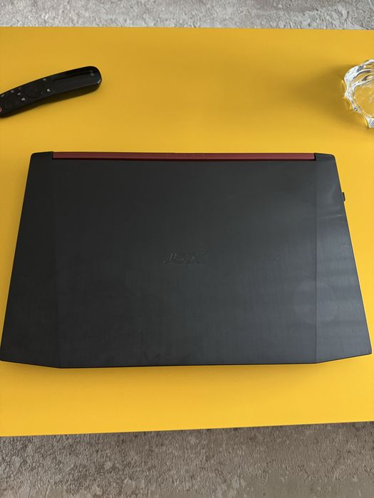 Laptop Acer Nitro 5 cu ssd