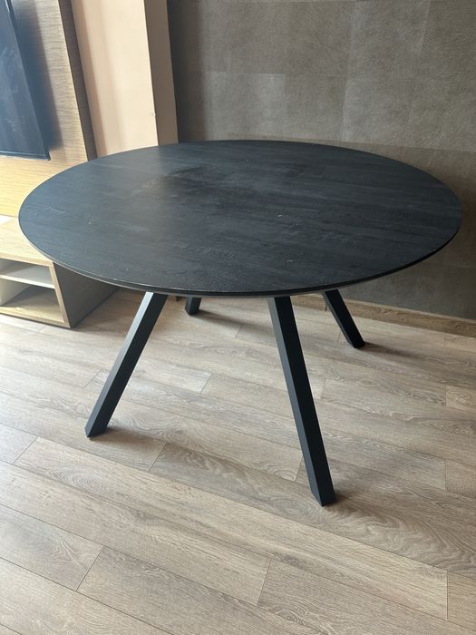 Кръгла маса диаметър 120