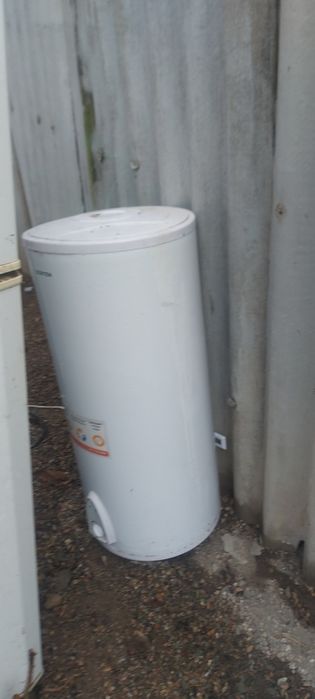 Холодильник и газплита на запчасть
