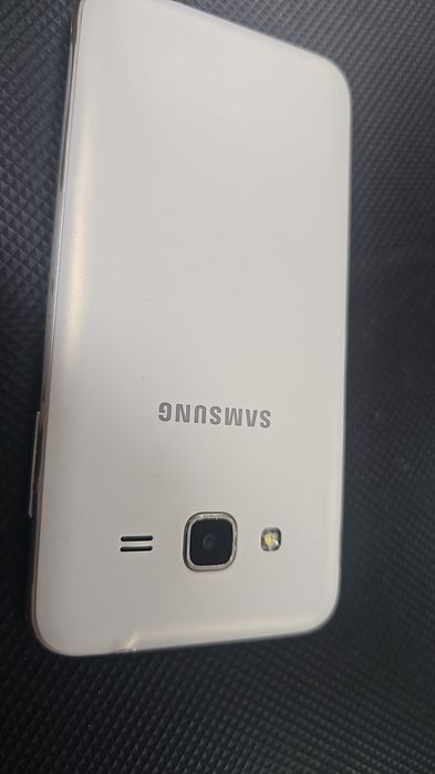 Samsung Galaxy j3 2016