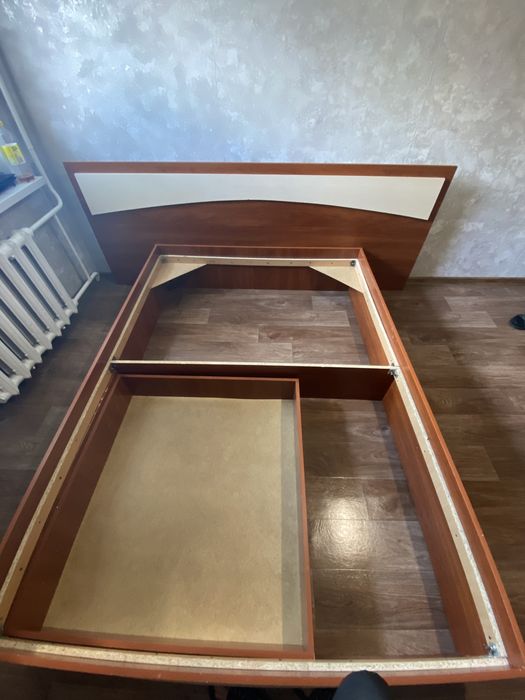 продам кровать