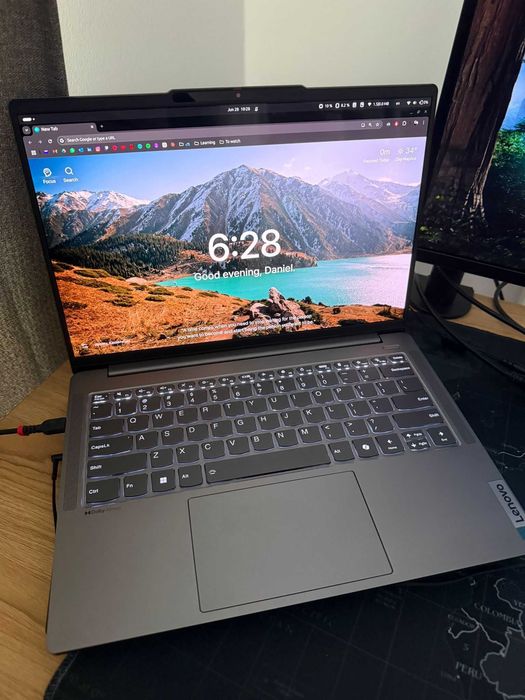 Laptop Lenovo 14'' IdeaPad Pro 5 14AHP9, OLED 120Hz, AMD Ryzen 7 8845HS, 32GB RAM, 1TB SSD, Radeon 780M