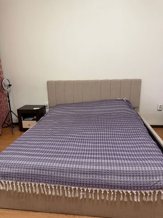 Кровать 2х спальная 180х200 б/у
