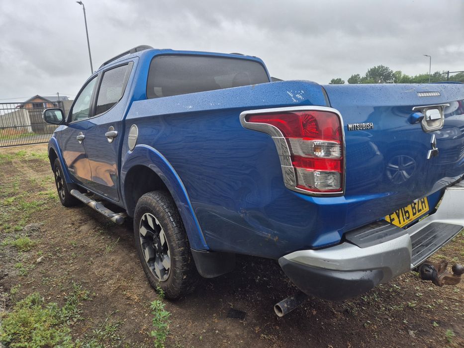 Mitsubishi L200/Fiat Fullback 2016 2.4 volan dreapta